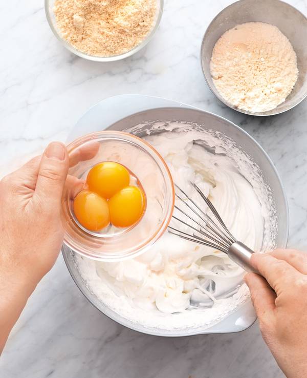 Rezeptfoto zum Backen von kleinen Tannenbäumen vom Oktober 2019.