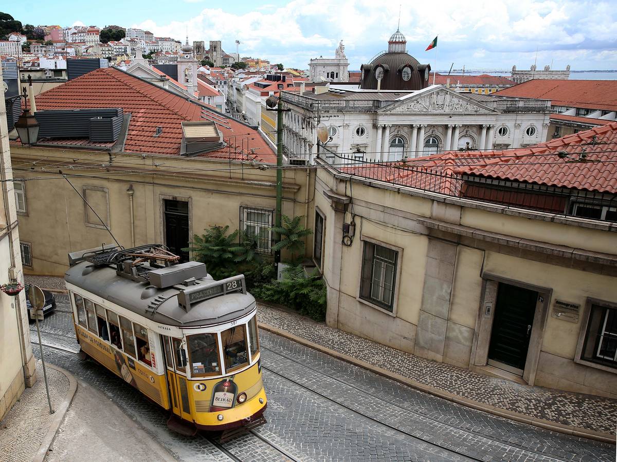 Auch in der Landeshauptstadt von Portugal (Lissabon) kann man schon für wenig Geld eine schöne Zeit verbringen.