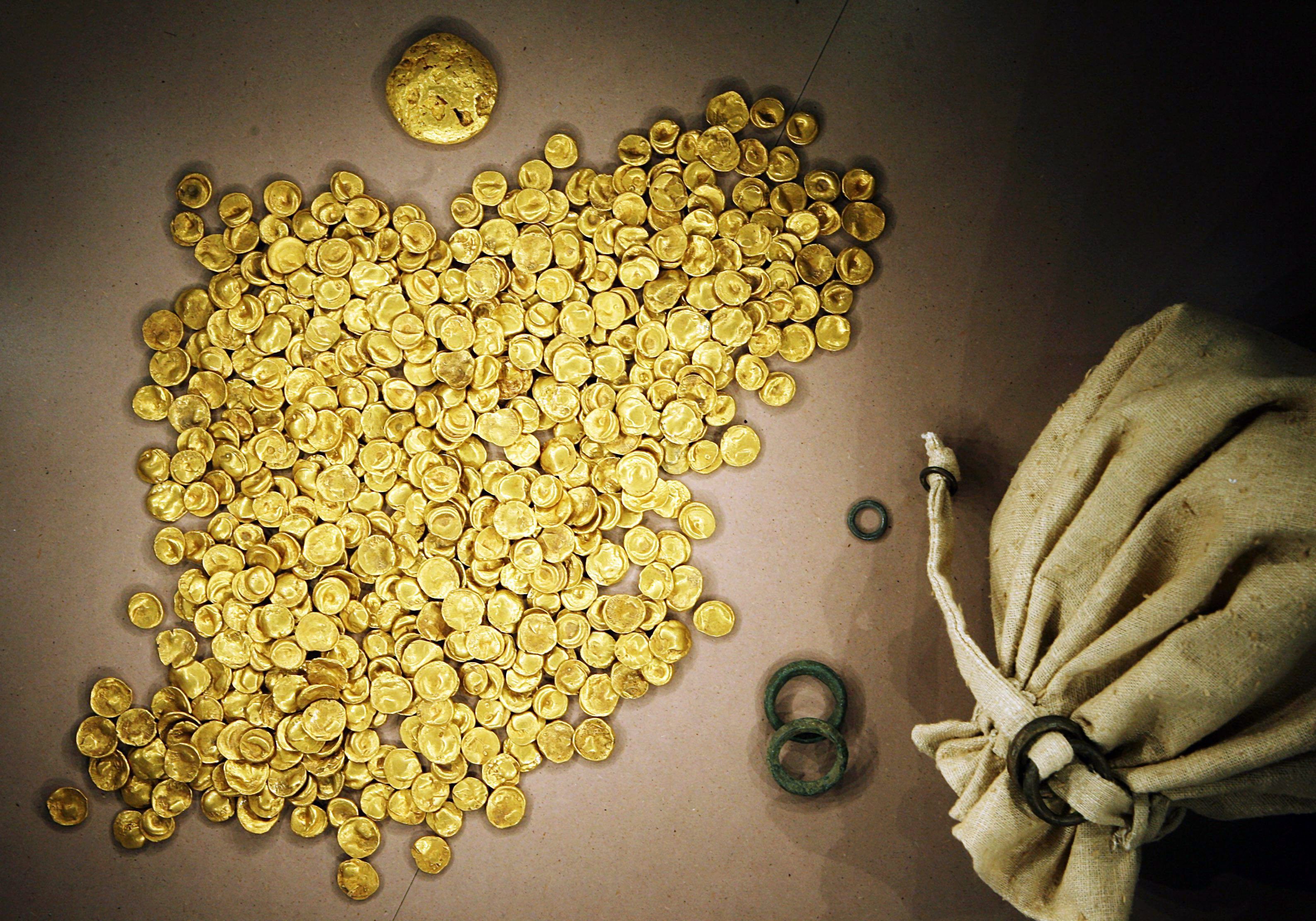 Tief im Boden eingelassen wird im Kelten- und Römermuseum in Manching bei Ingolstadt der keltische Goldschatz ausgestellt.