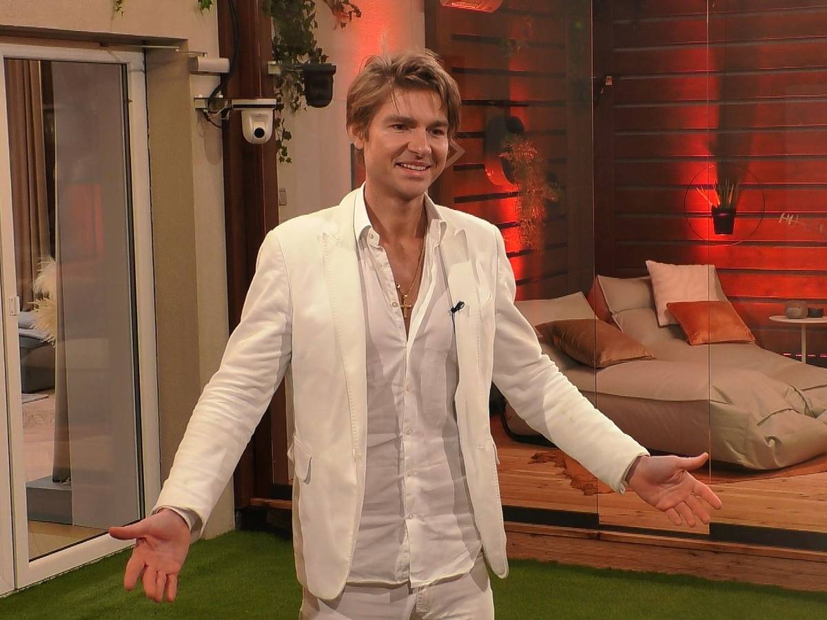 Promi Big Brother 2022: Jeremy Fragrance kündigt seinen freiwilligen Auszug an.