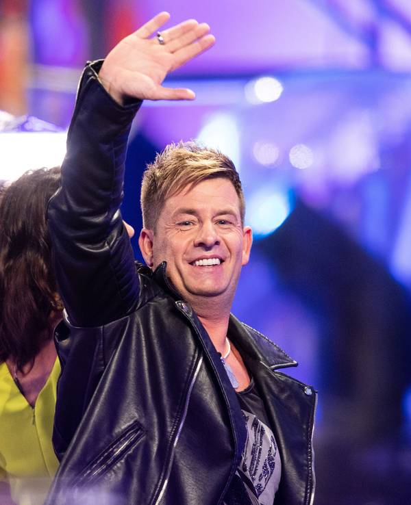 Sänger Almklausi , hier beim "Promi Big Brother" - Auftakt zur Sat.1-Show 2019, ist wieder single.