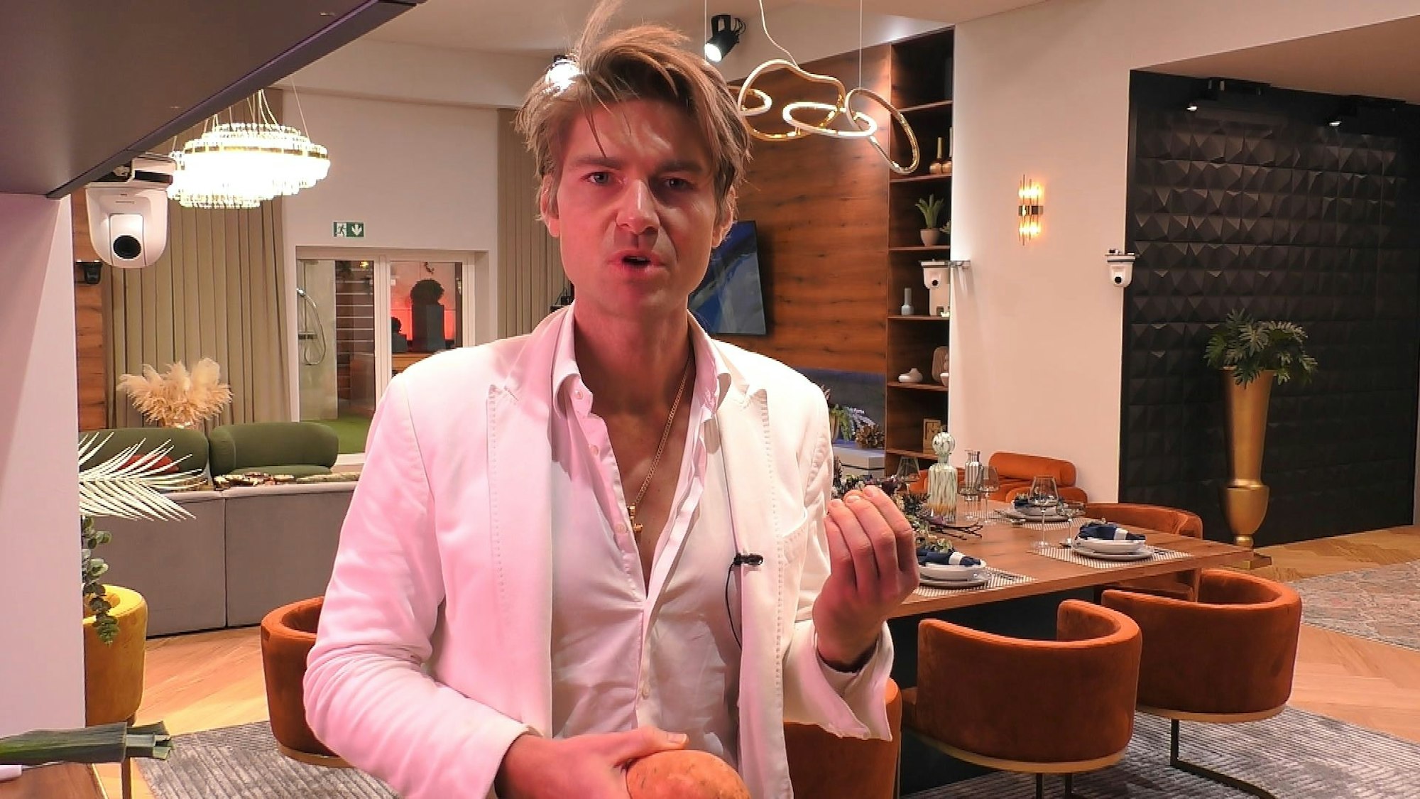 Jeremy Fragrance im „Promi Big Brother“-Loft.