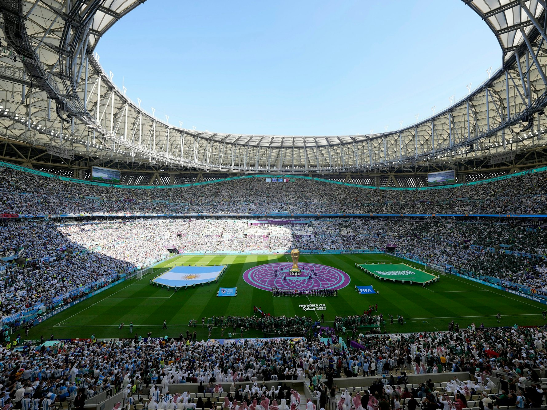 Fußball-WM in Katar: Blick ins Stadion in Lusail