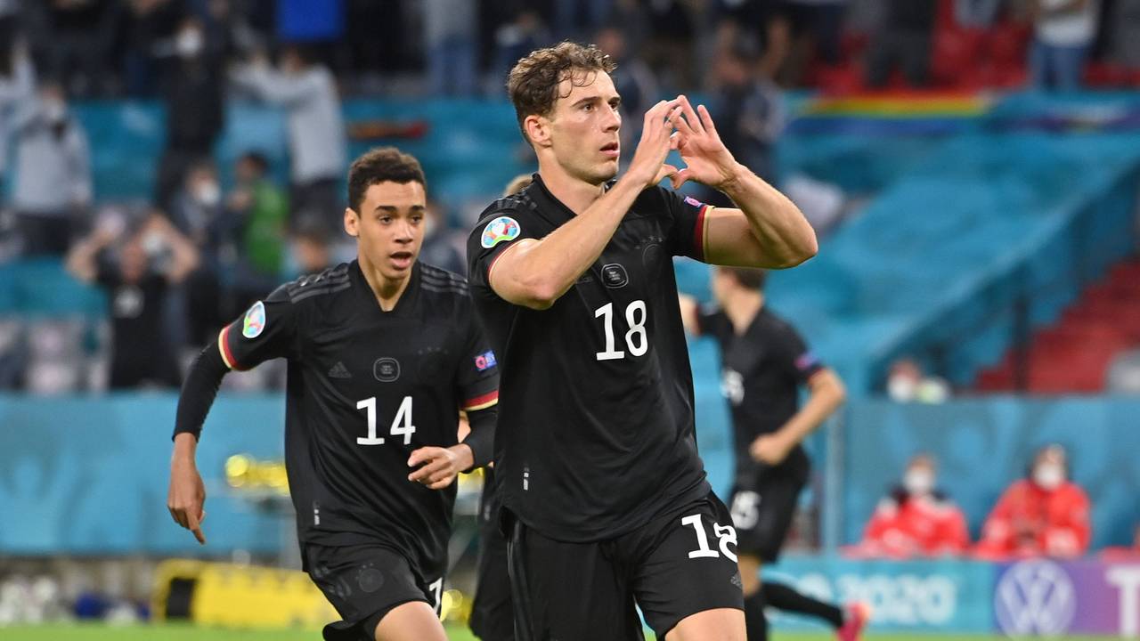 Leon Goretzka bejubelt bei der EM 2021 sein Tor zum 2:2 gegen Ungarn.
