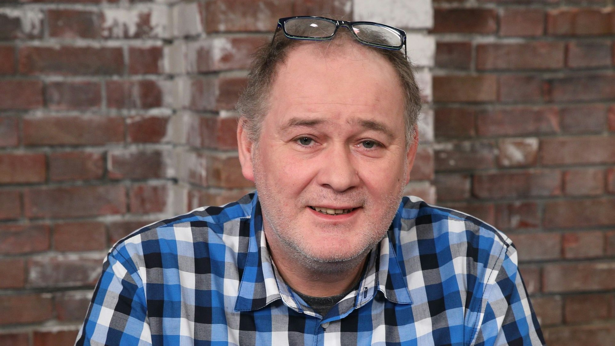 Walter Lehnertz, hier bei einem Fototermin für Bares für Rares, ist Zuschauerliebling der ZDF-Trödelshow.