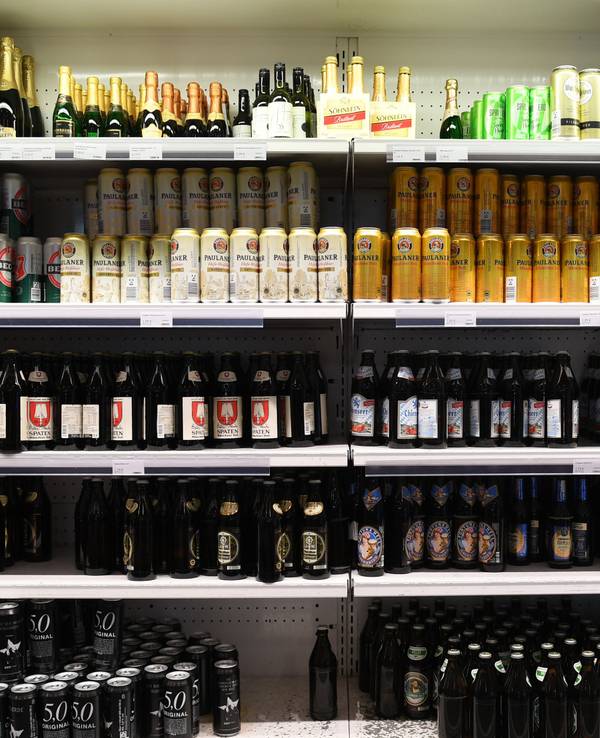 Ein alkoholisches Getränk vom US-Giganten Coca-Cola fliegt bald gänzlich aus den Regalen der deutschen Supermärkte und Discounter.