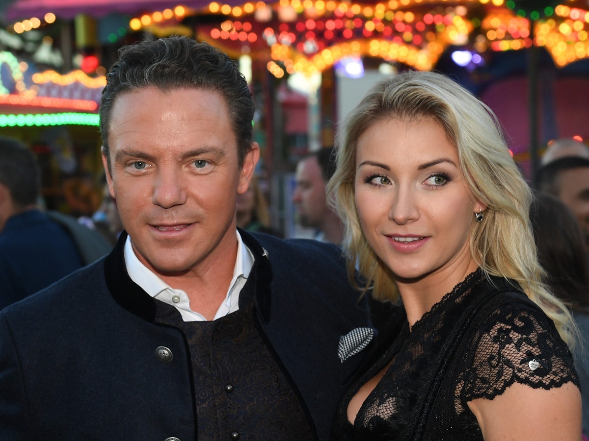 Moderator Stefan Mross und Sängerin Anna-Carina Woitschack 2018 auf dem Oktoberfest in München