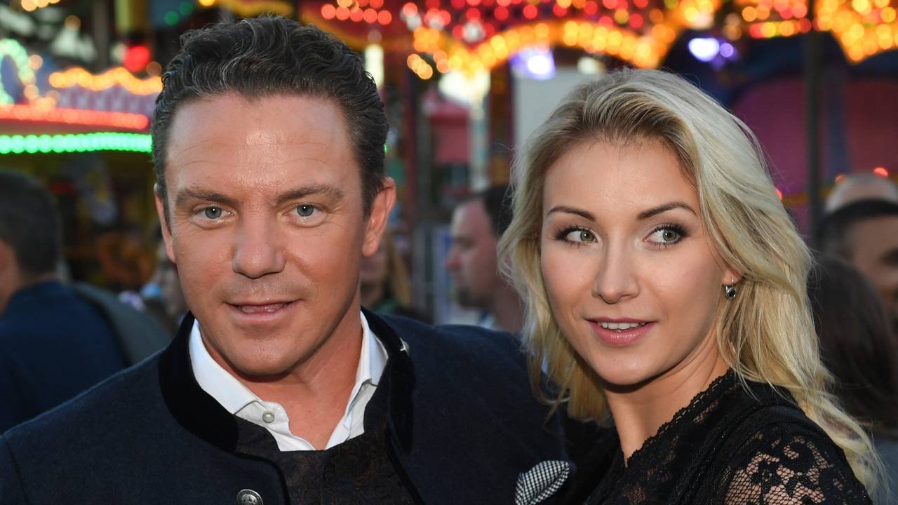 Zu sehen sind das baldige Ex-Ehepaar Stefan und Anna-Carina Mross auf dem Oktoberfest 2018.