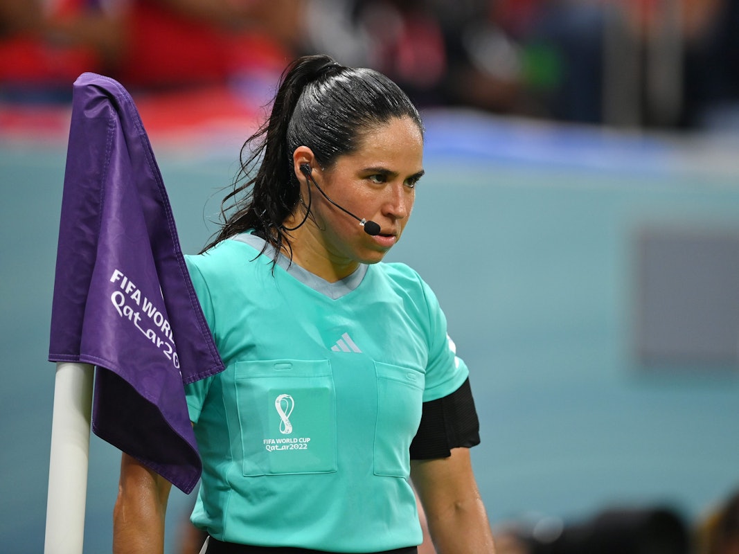 Linienrichterin Karen Diaz im WM-Spiel zwischen Deutschland und Costa Rica am 1. Dezember 2022.