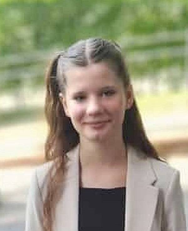 Porträtfoto der vermissten Emily aus NRW.