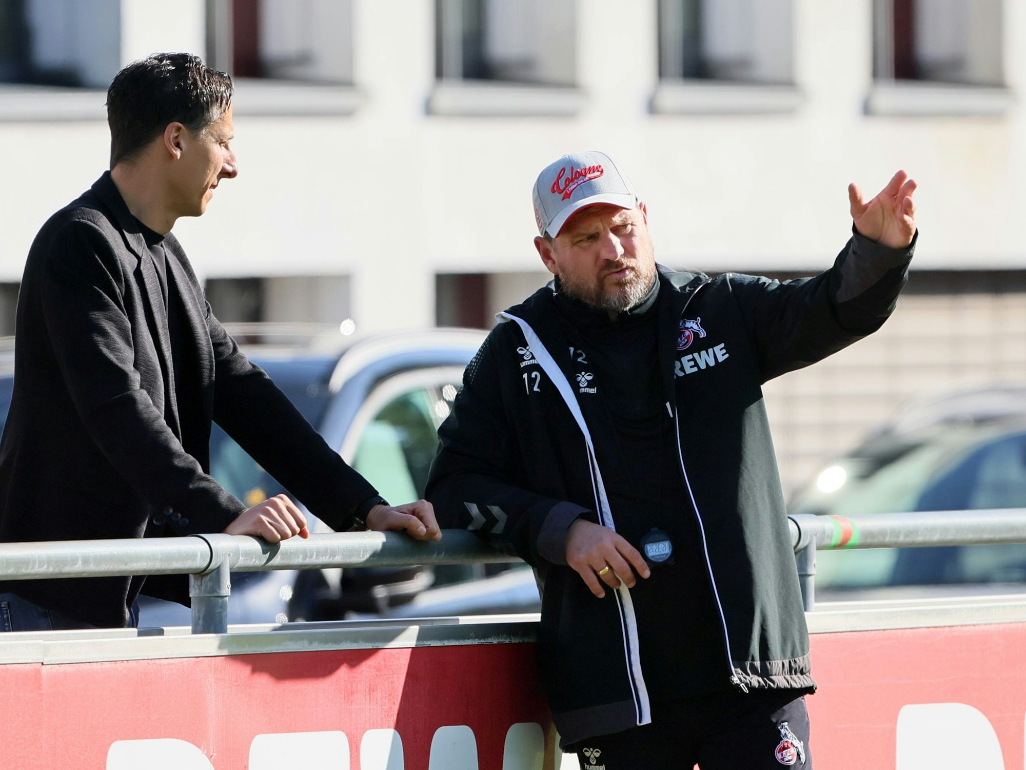 Christian Keller im Gespräch mit Steffen Baumgart.