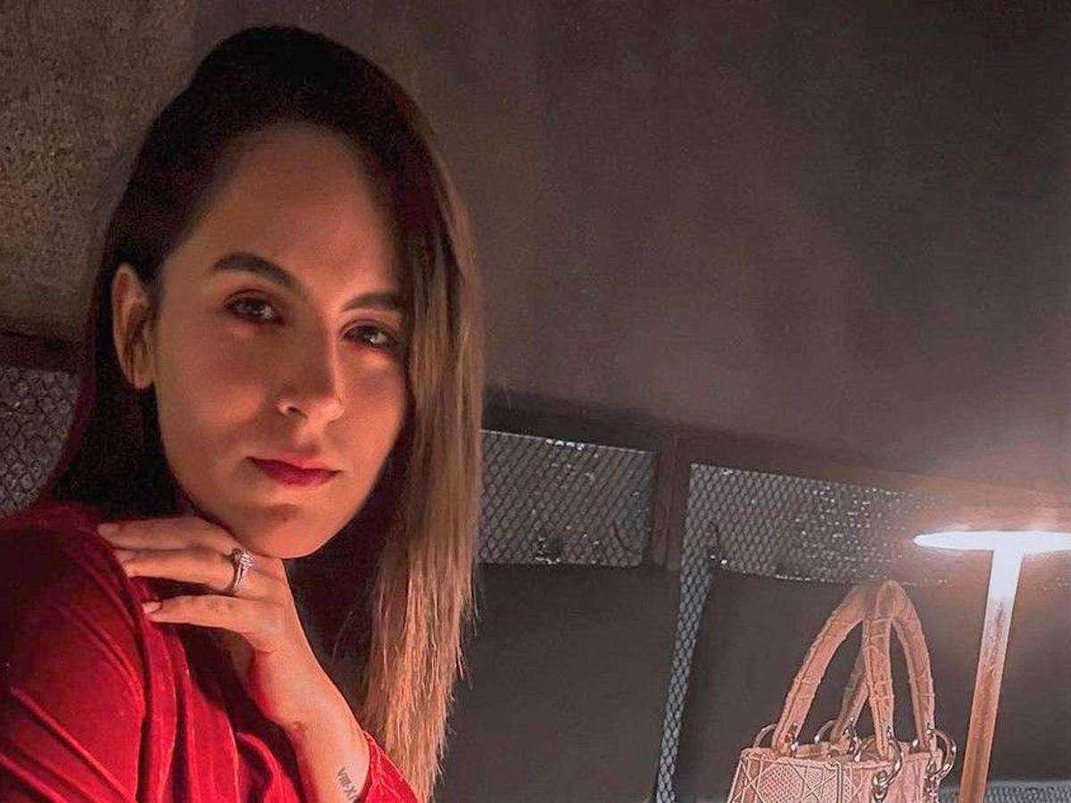 Linda Villanueva, Spielerfrau des mexikanischen Nationalspielers und WM-Teilnehmers Jorge Sánchez, posiert auf einem bei Instagram veröffentlichten Foto.