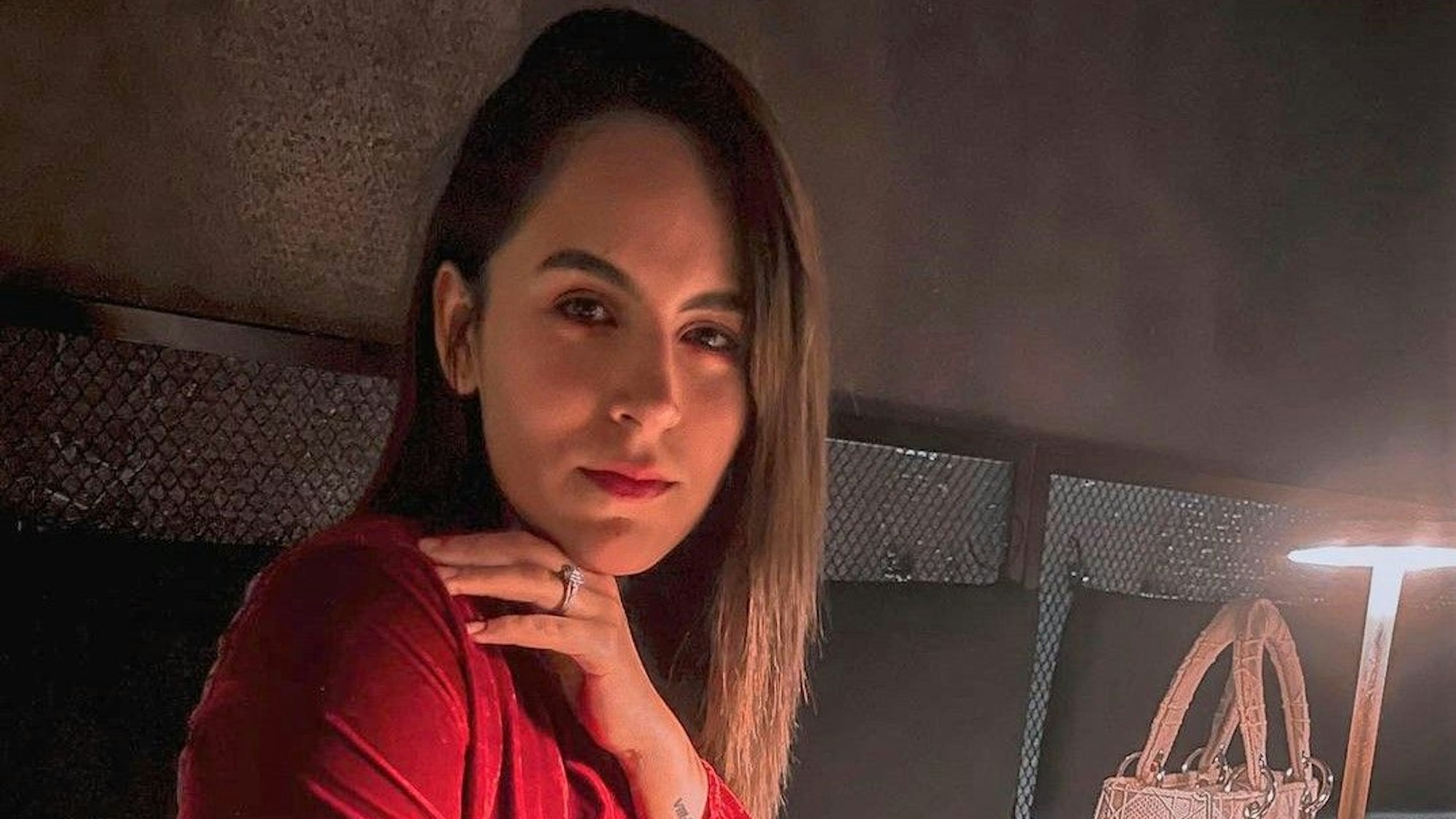 Linda Villanueva, Spielerfrau des mexikanischen Nationalspielers und WM-Teilnehmers Jorge Sánchez, posiert auf einem bei Instagram veröffentlichten Foto.