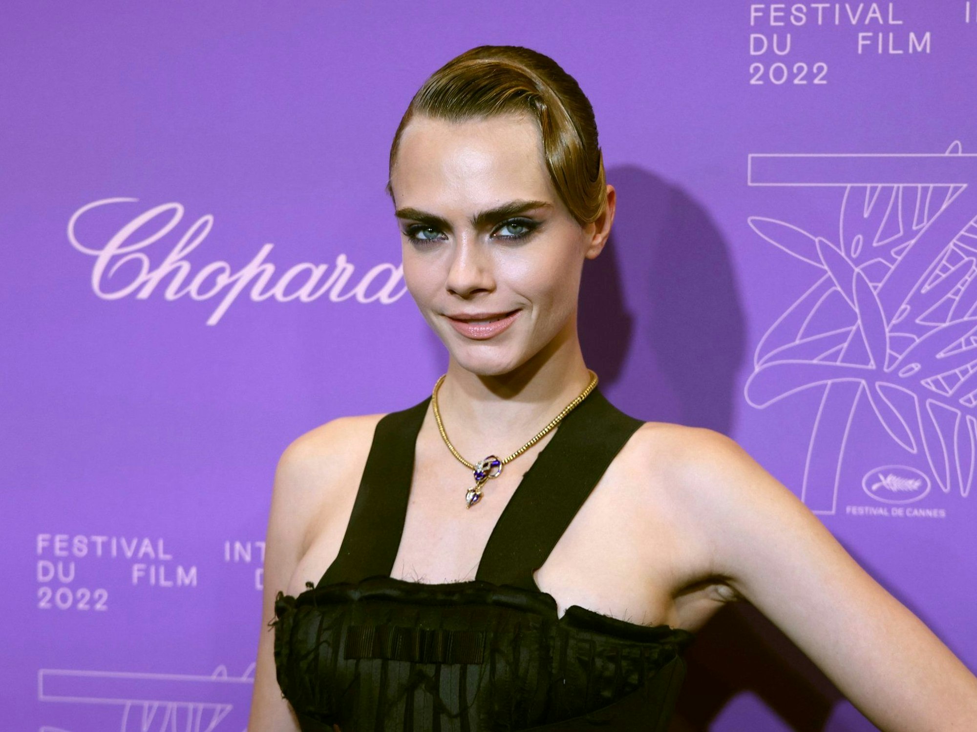 Das britische Model Cara Delevingne kommt zum Jubiläumsdinner der 75. internationalen Filmfestspiele in Cannes.
