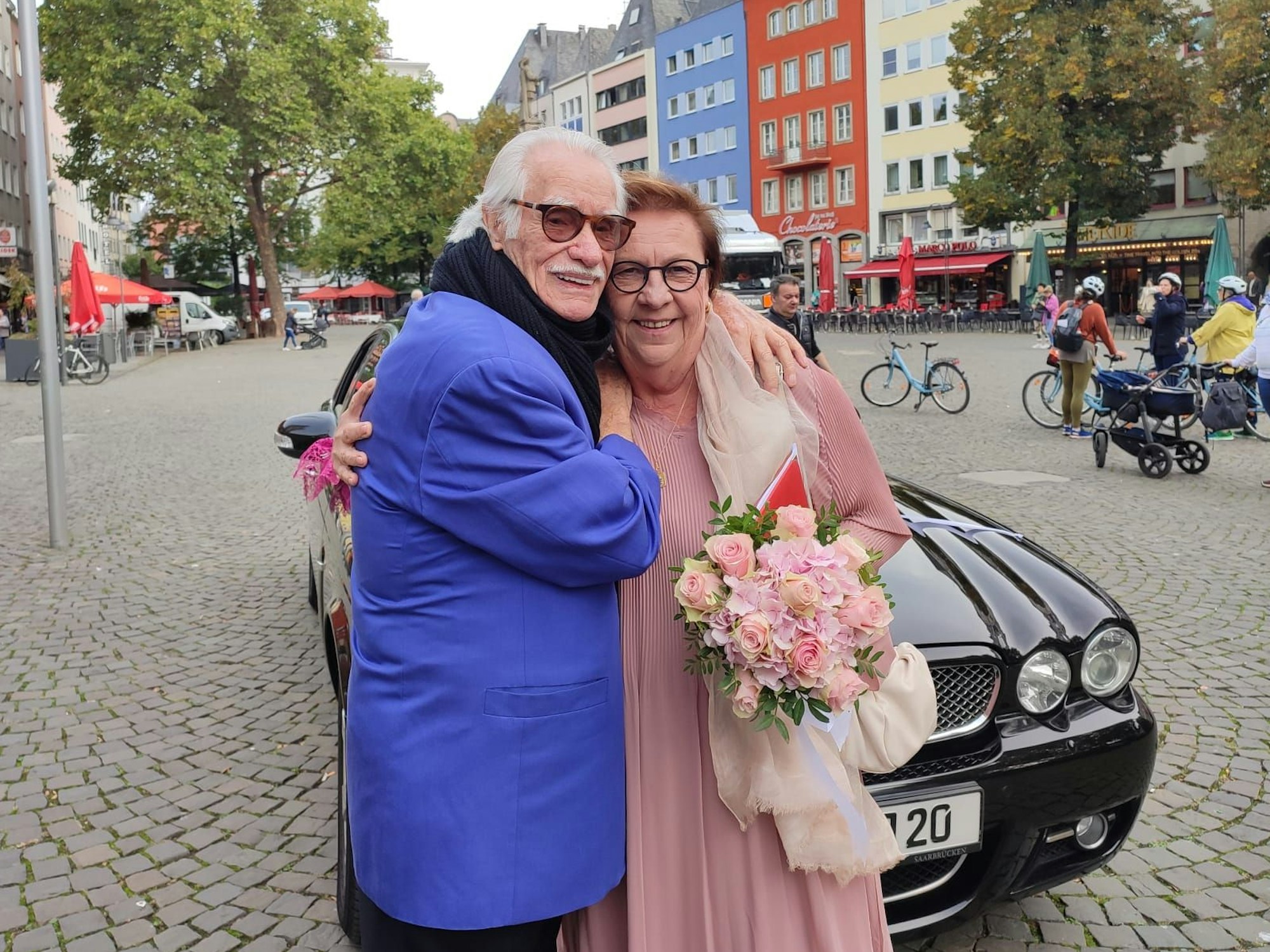 Hans Süper hat in Köln seine Frau Lydia geheiratet.