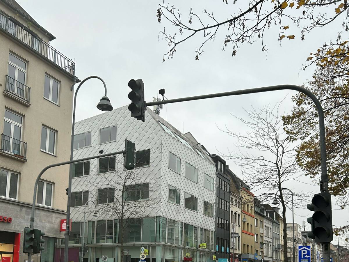 Auf der Venloer Straße gilt nun Tempo 20.