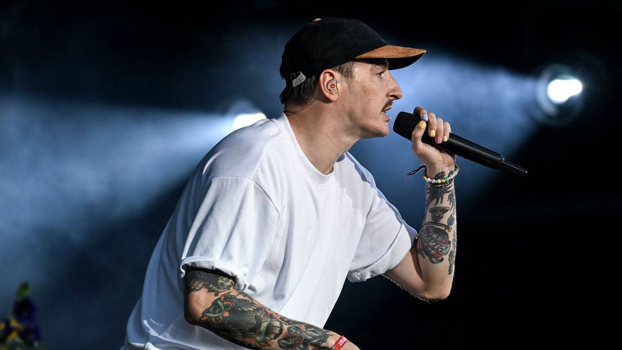 Der Rapper Casper (Benjamin Griffey) tritt auf dem Gelände des Lollapalooza Festivals am Berliner Olympiastadion auf. Die 6. Ausgabe des Musikfestivals in Berlin findet vom 24.09.2022 - 25.09.2022 statt. +++ dpa-Bildfunk +++