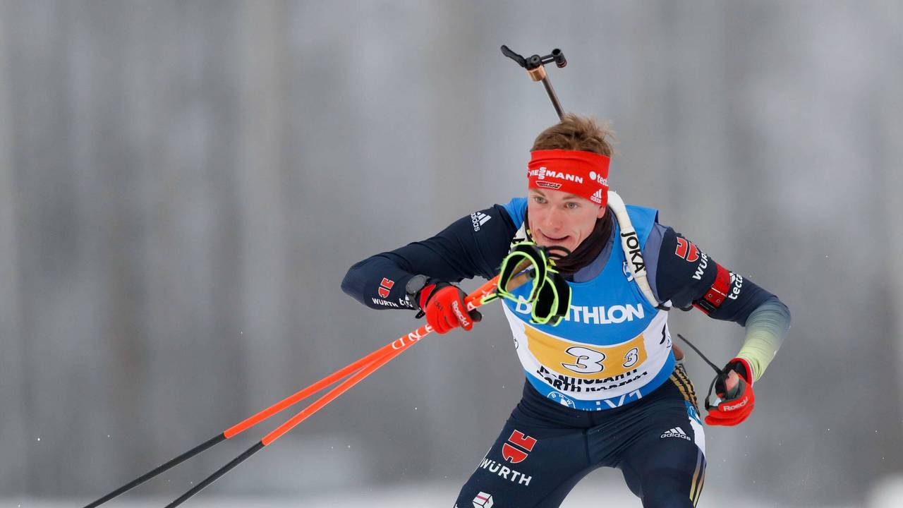 Benedikt Doll in Aktion bei der Biathlon-Staffel über 4 x 7,5 Kilometer.