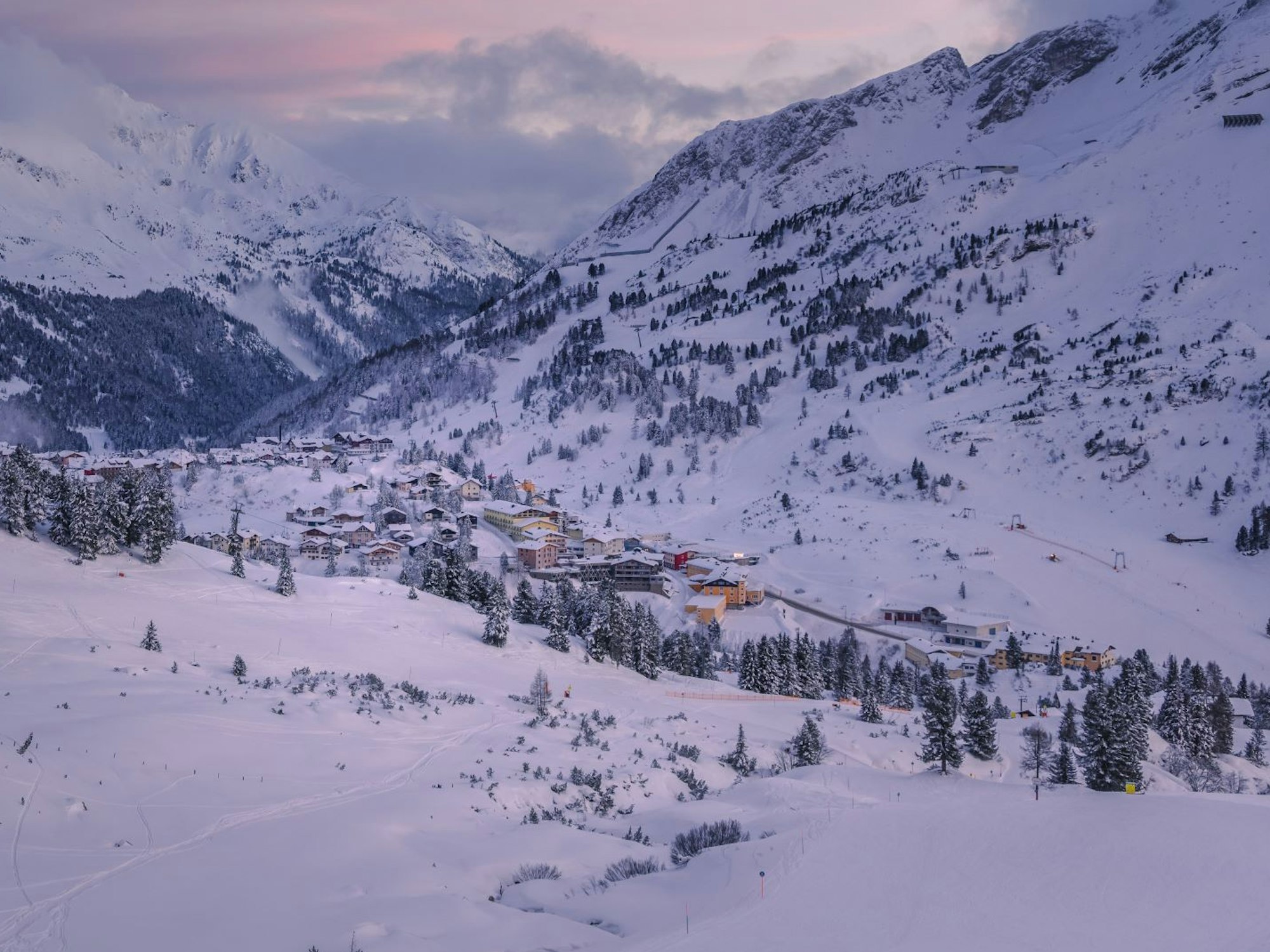 Sicht auf das Tal in Obertauern, Österreich.