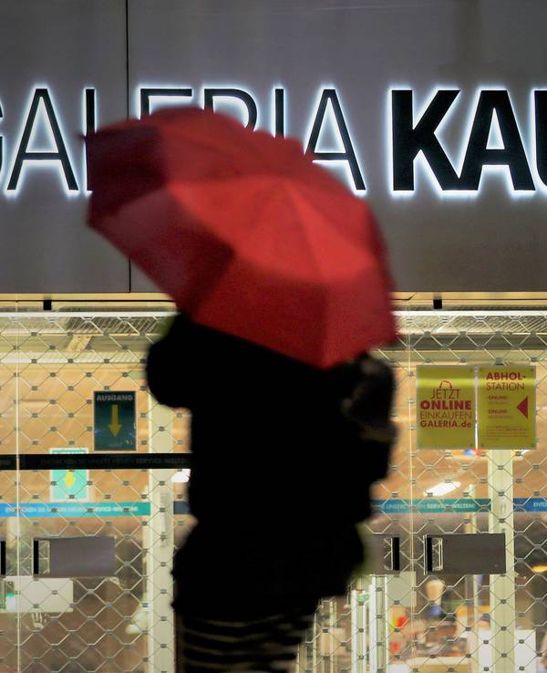 Blick auf den Online-Shop von Galeria Kaufhof im Dezember 2022: Das insolvente Unternehmen Galeria Karstadt Kaufhof kämpft ums Überleben, auch der Online-Shop müsste dringend saniert werden.