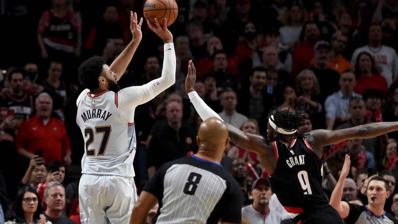 Jamal Murray trifft im NBA-Spiel der Denver Nuggets gegen die Portland Trail Blazers 0,9 Sekunden vor dem Ende: zum Sieg.