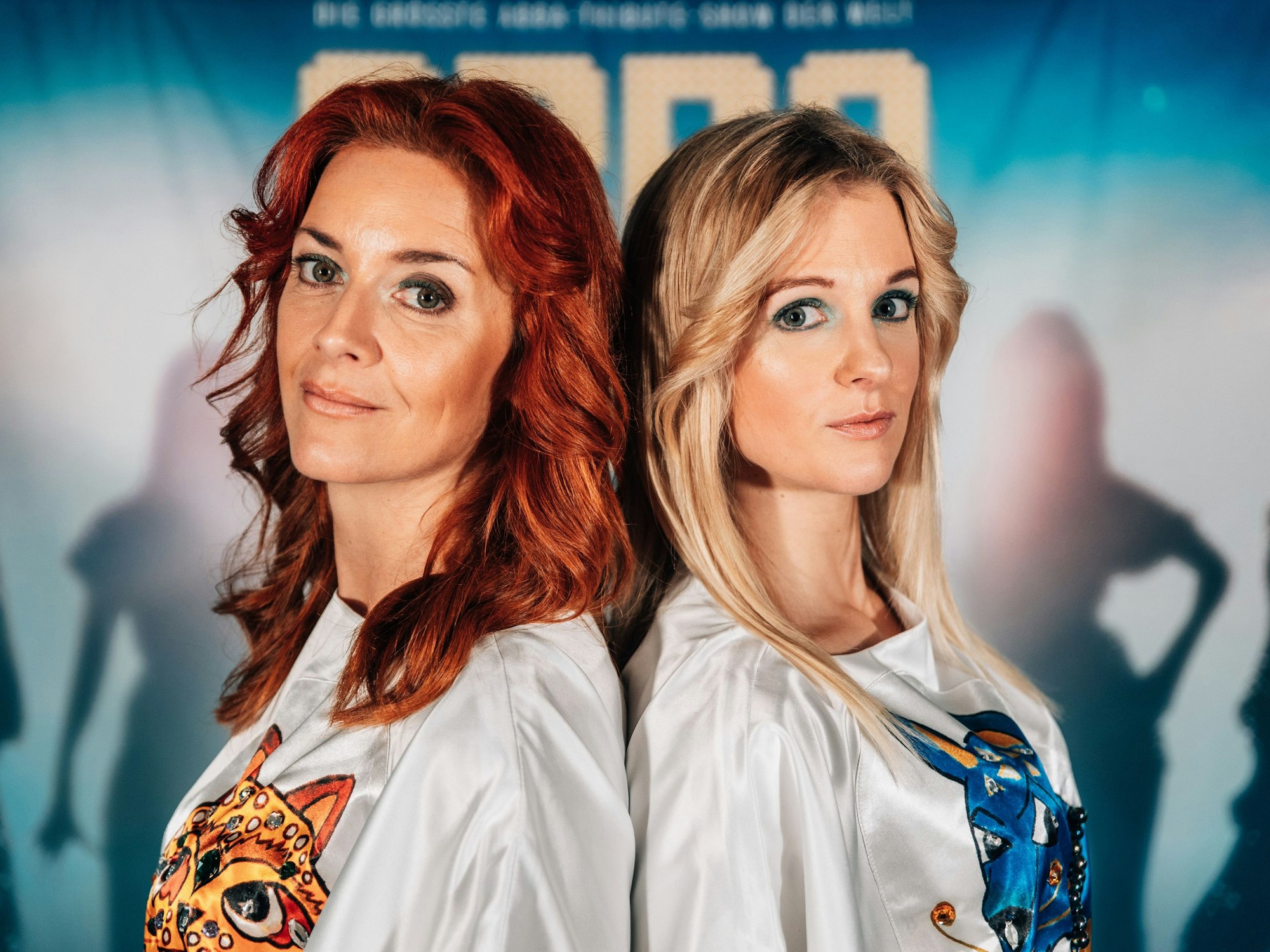 Die beiden Hauptdarstellerinnen von „ABBAMania – The Show“.