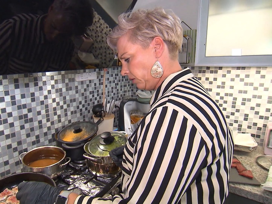âDas Perfektes Dinnerâ: Beim Zubereiten der Hauptspeise bekommt Judith plötzlich unerwarteten Stress.