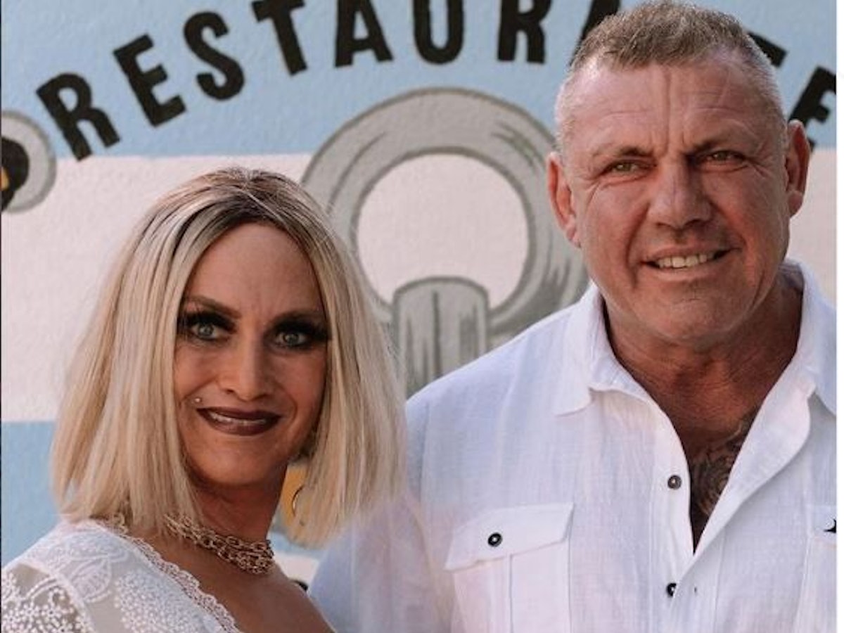 Das Selfie zeigt die "Goodbye Deutschland"-Stars Caro und Andreas Robens.