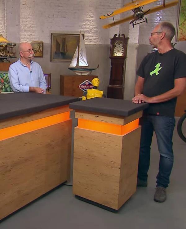 Thomas aus Kerpen (r.) und Horst Lichter (M.) in der „Bares für Rares“-Folge vom 14. Dezember 2022.