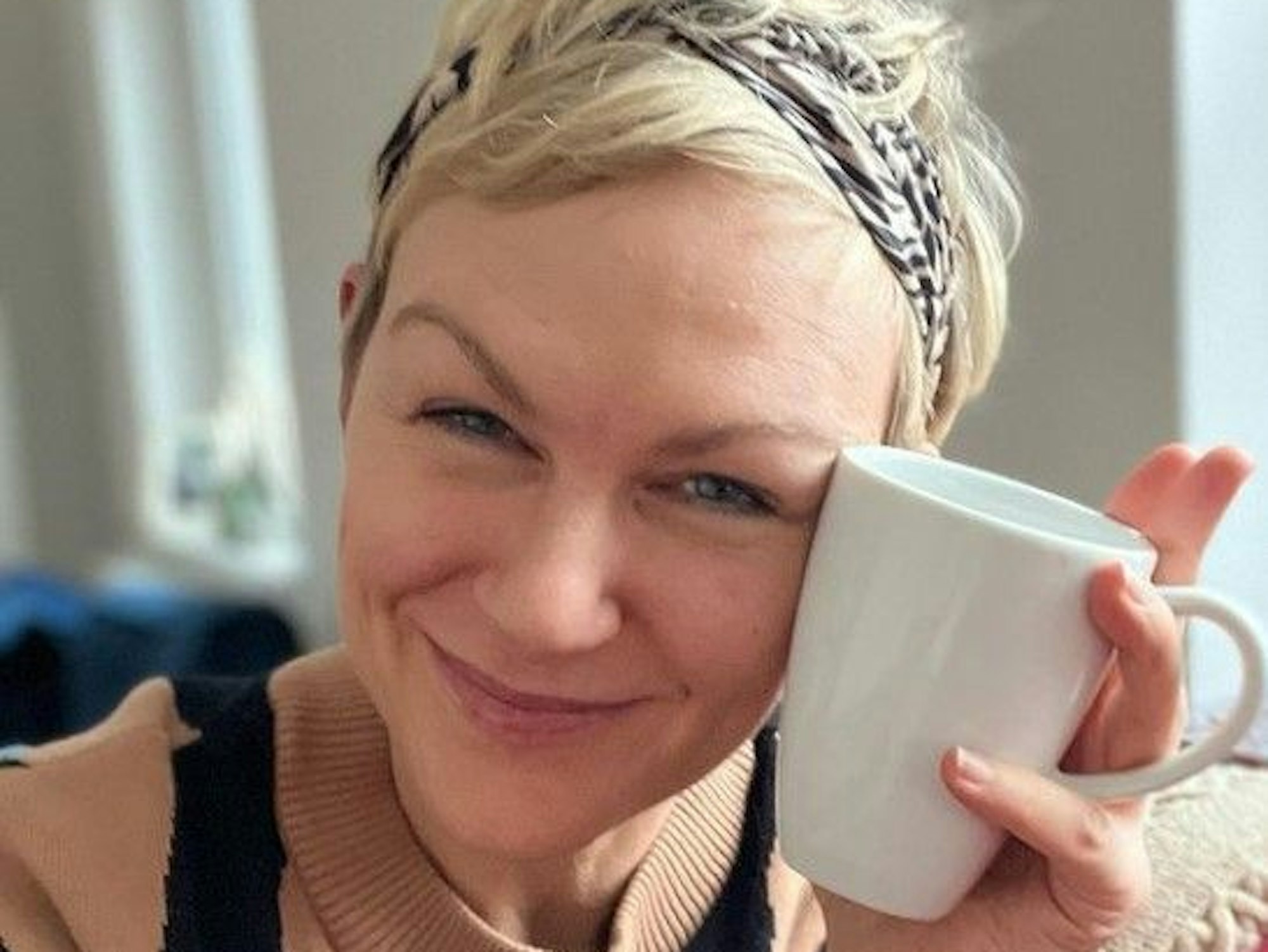 Karen Heinrichs lächelt zufrieden in die Kamera.