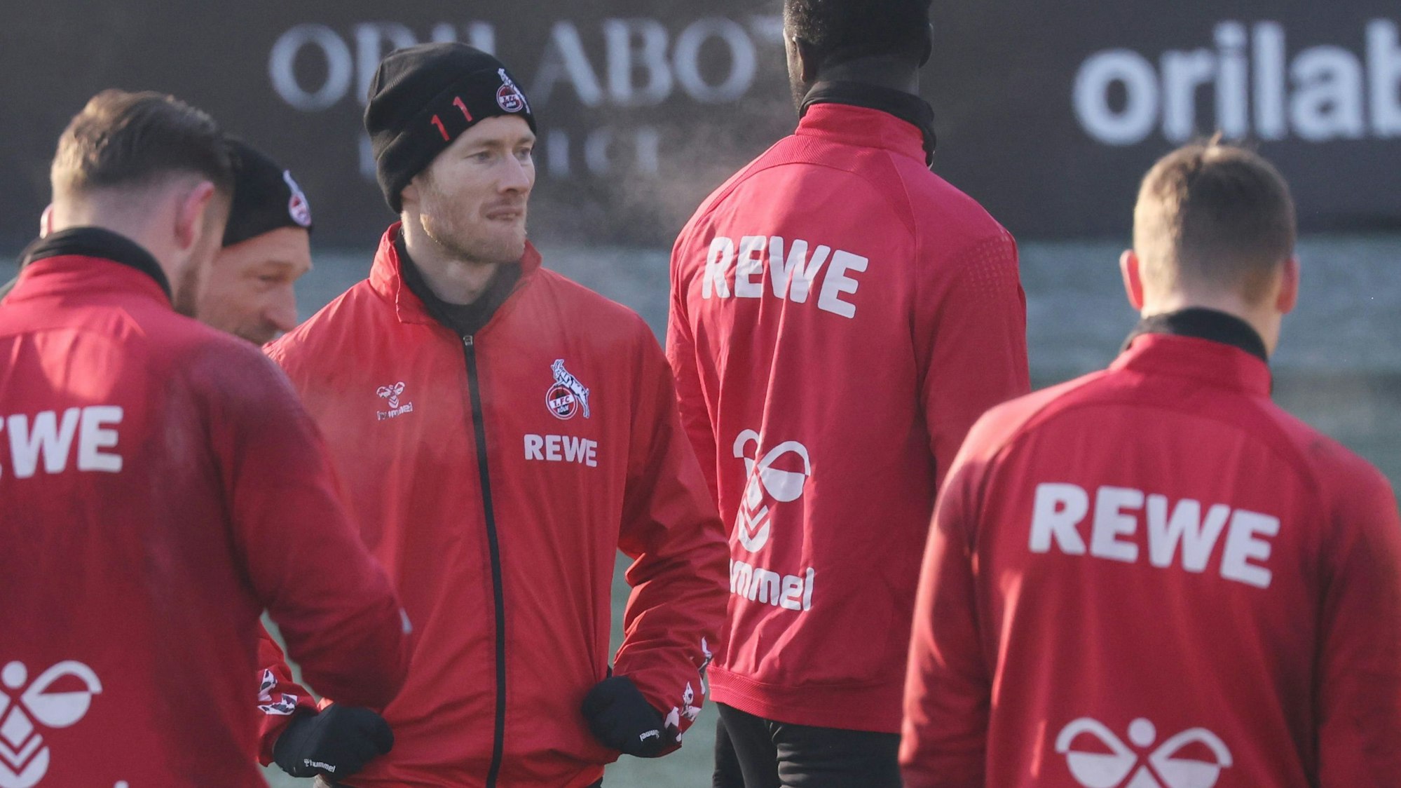 Florian Kainz steht beim 1. FC Köln auf dem Trainingsplatz.