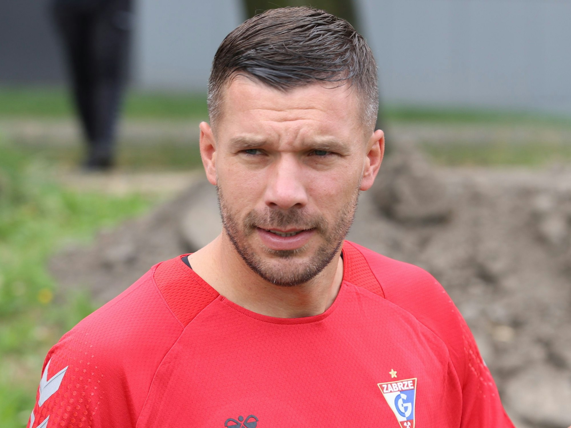 Lukas Podolski, ehemaliger deutscher Nationalspieler, während einer Trainingseinheit. Podolski hat einen Einjahresvertrag beim polnischen Erstligisten Gornik Zabrze unterschrieben. +++ dpa-Bildfunk +++