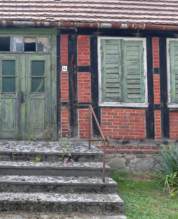 Nach dem Kauf eines alten Hauses (hier ein Symbolfoto) machte ein Paar eine unerwartete Entdeckung.