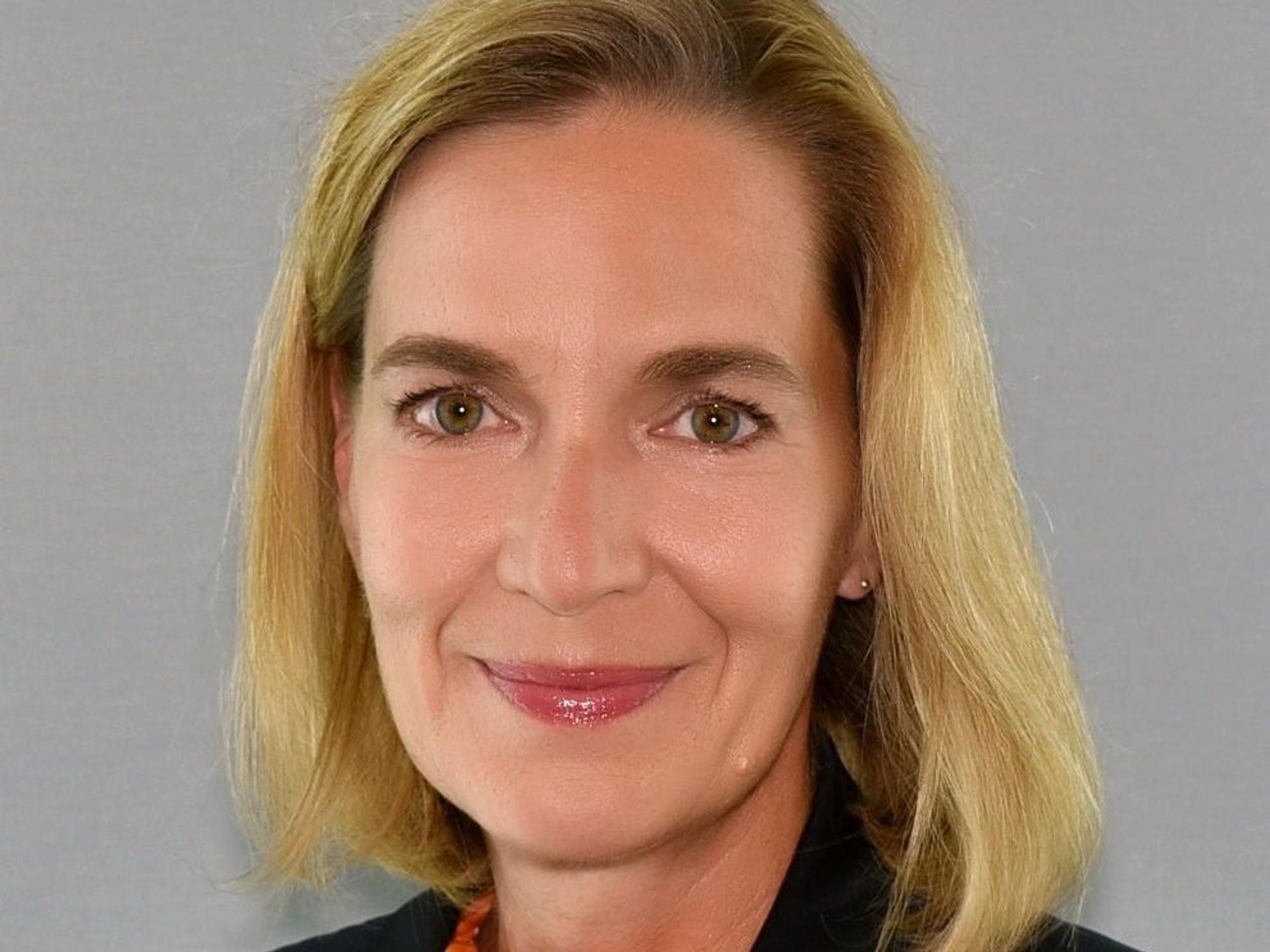 Heike Kerscher poisiert für die Kamera.