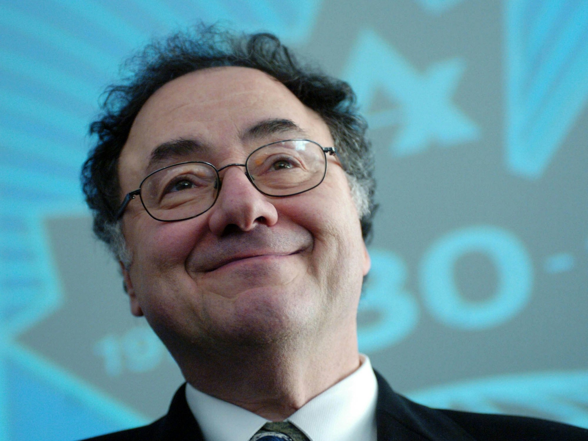 Der kanadische Pharma-Milliardär Barry Sherman lächelt.