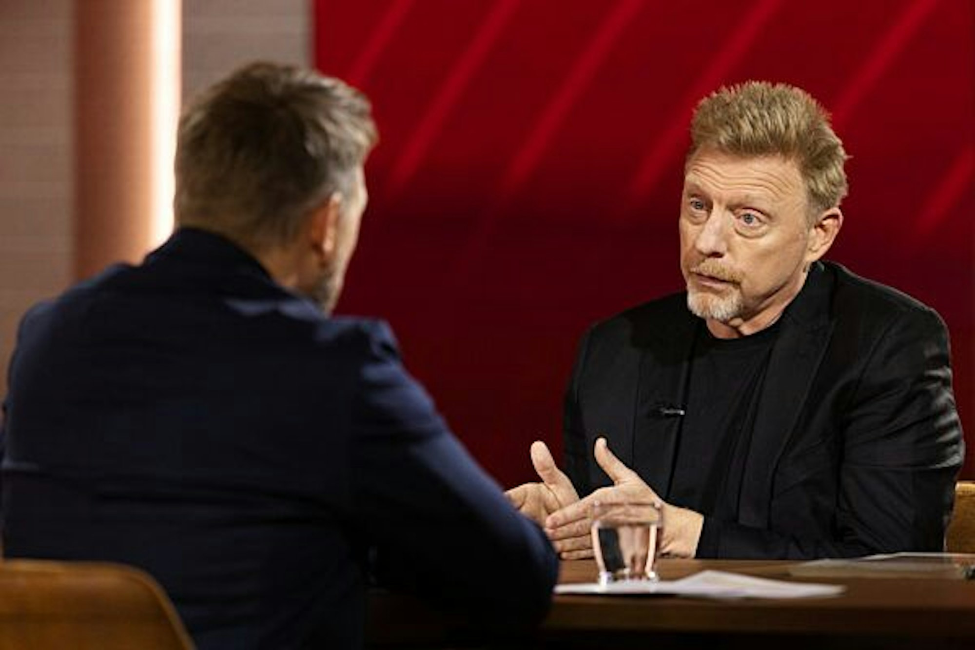 Ex-Tennisstar Boris Becker beantwortet die Fragen von Moderator Steven Gätjen in einem Exklusiv-Interview, das in der Sendung „Sat.1 Spezial. Boris Becker“