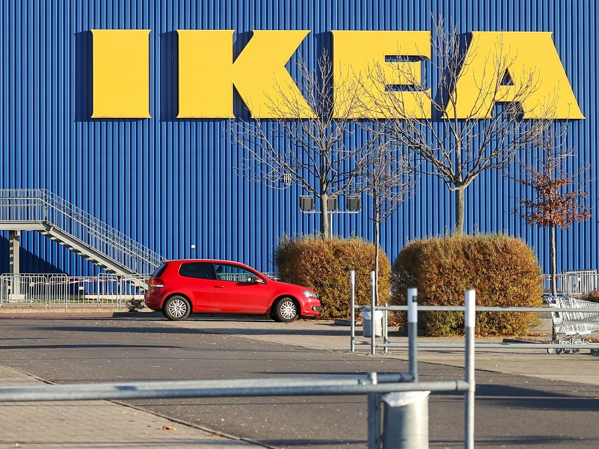 Kundinnen und Kunden können das Produkt in einem Einrichtungshaus von Ikea (hier ein Archivfoto) zurückbringen.