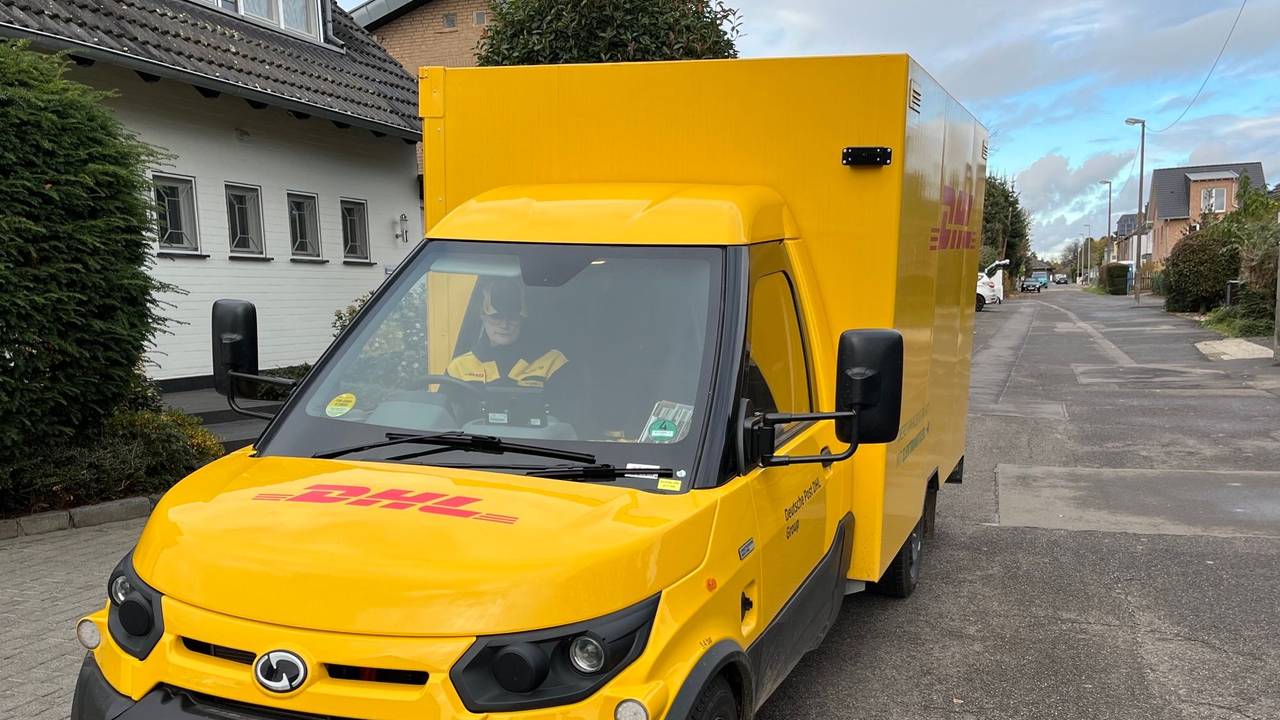 Rechtslenker der Deutschen Post / DHL.