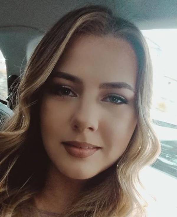 Das Selfie zeigt die Reality TV-Darstellerin Sarafina Wollny. Sie hat es am 10. Oktober 2022 bei Instagram veröffentlicht. Quelle: Instagram / sarafina_wollny