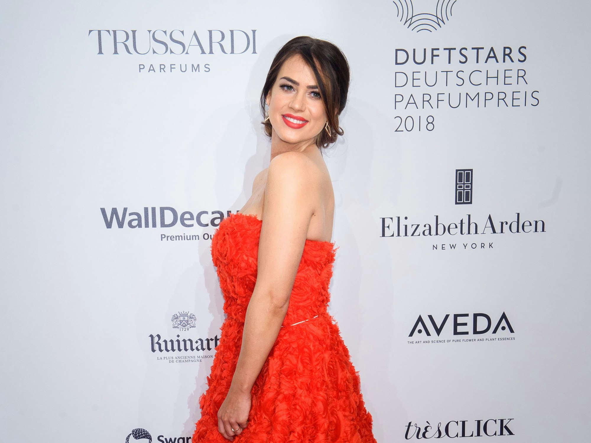 Jessica Haller (ehemals Paszka) kommt zur Verleihung der Duftstars - Deutscher Parfumpreis 2018.
