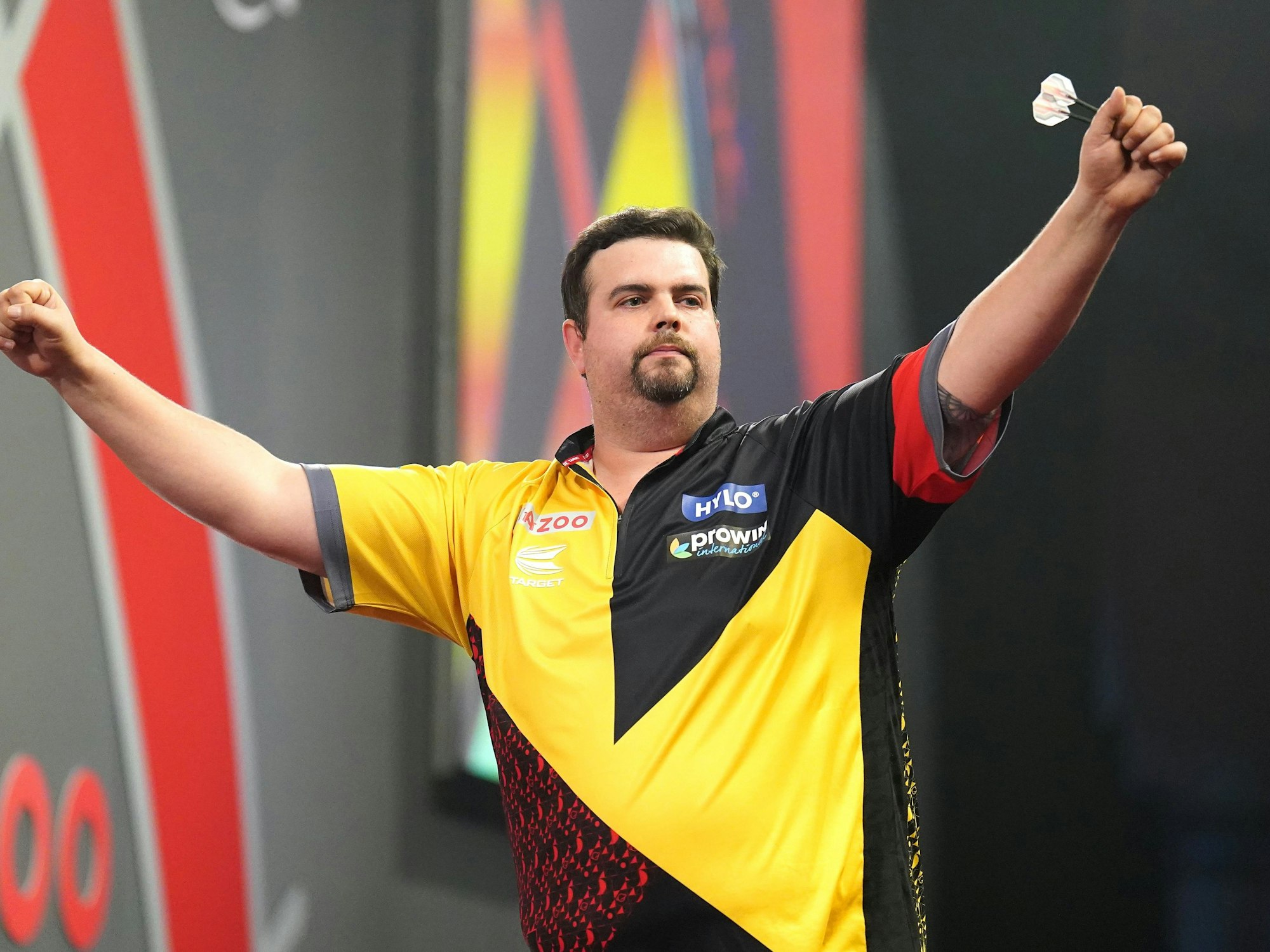 Gabriel Clemens ballt seine Fäuste.