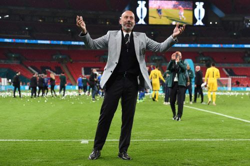 Ginaluca Vialli feiert den italienischen EM-Sieg 2021.