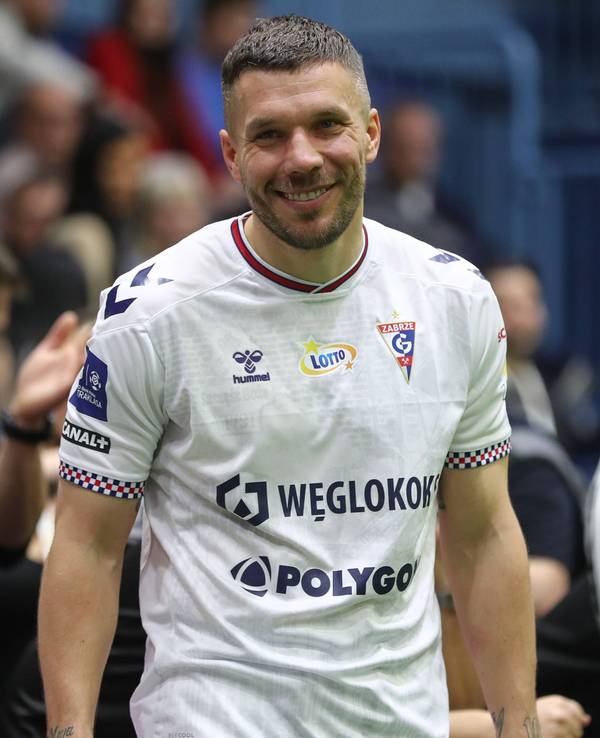 Lukas Podolski beim Schauinsland Reisen Cup im Trikot von Górnik Zabrze.