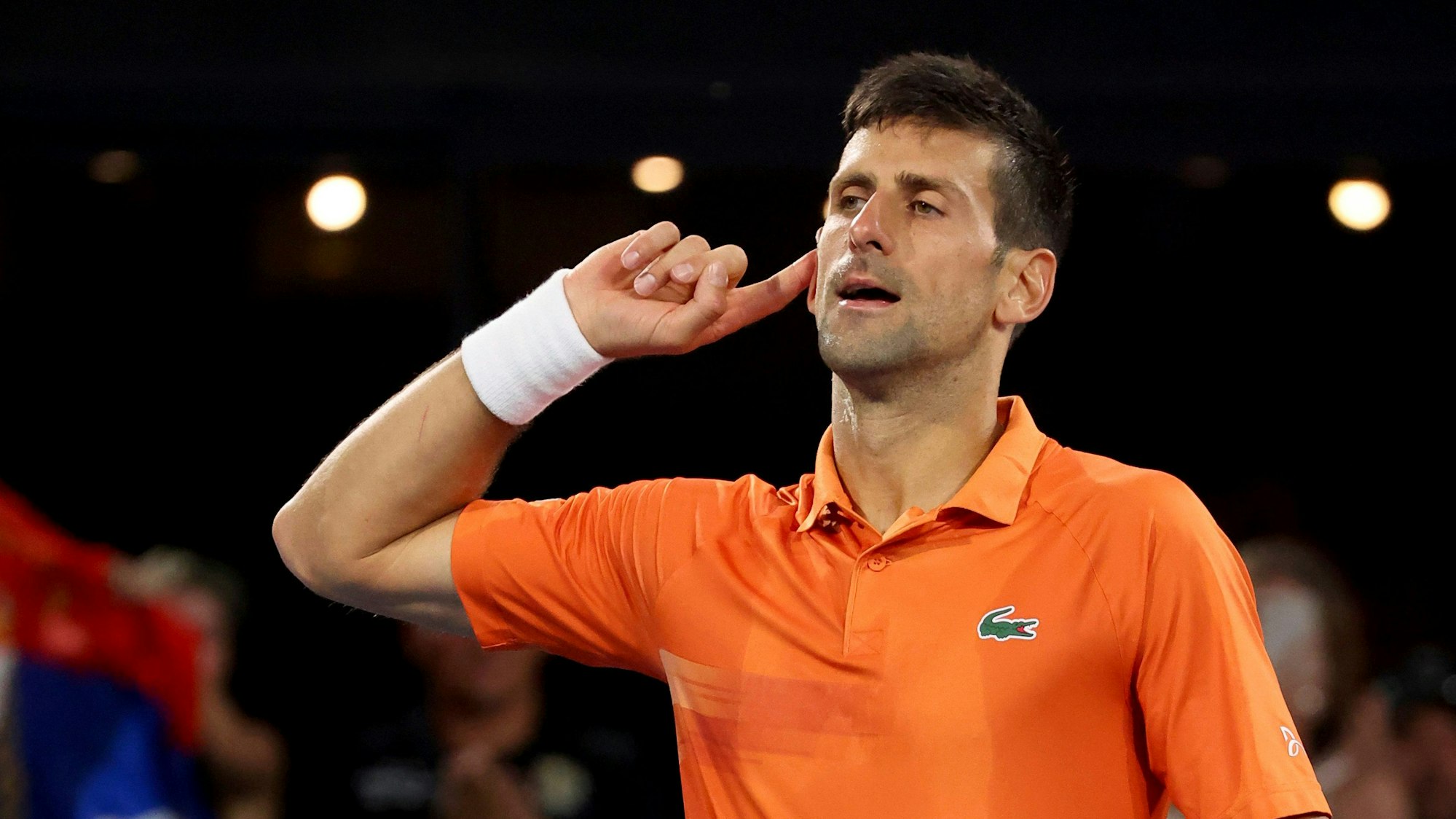 Novak Djokovic jubelt in Adelaide auf dem Platz.