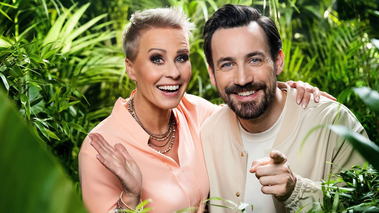 Sonja Zietlow und Jan Köppen freuen sich auf den Start vom Dschungelcamp 2023.