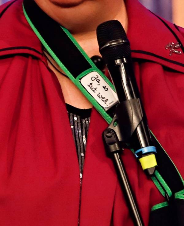 Botschaft "ja es tut weh" von Ingrid Kühne