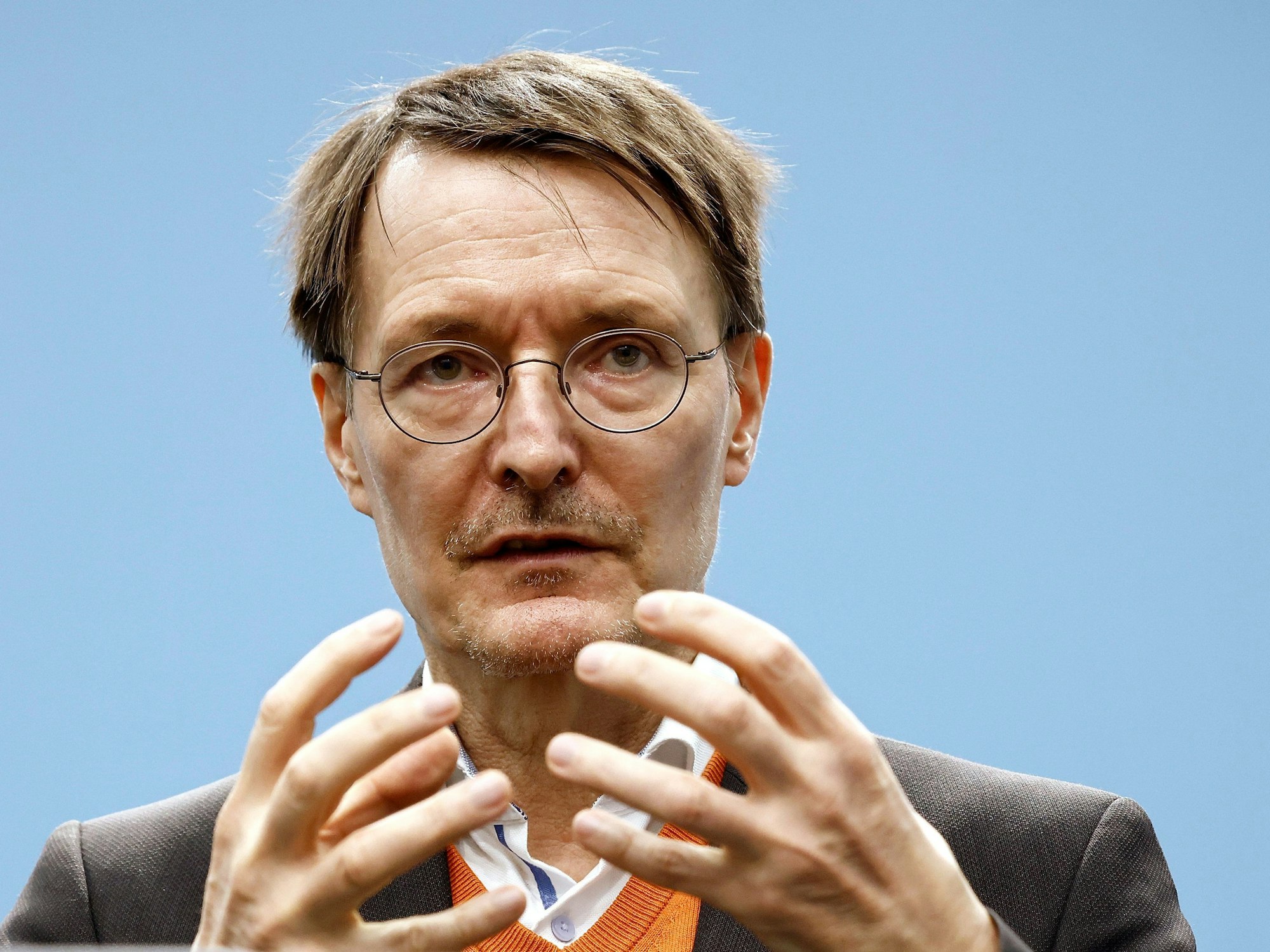 Karl Lauterbach (SPD), Bundesminister für Gesundheit, spricht am 5. Januar bei einer Pressekonferenz nach dem Treffen der Bund-Länder-Arbeitsgruppe zur Krankenhausreform.