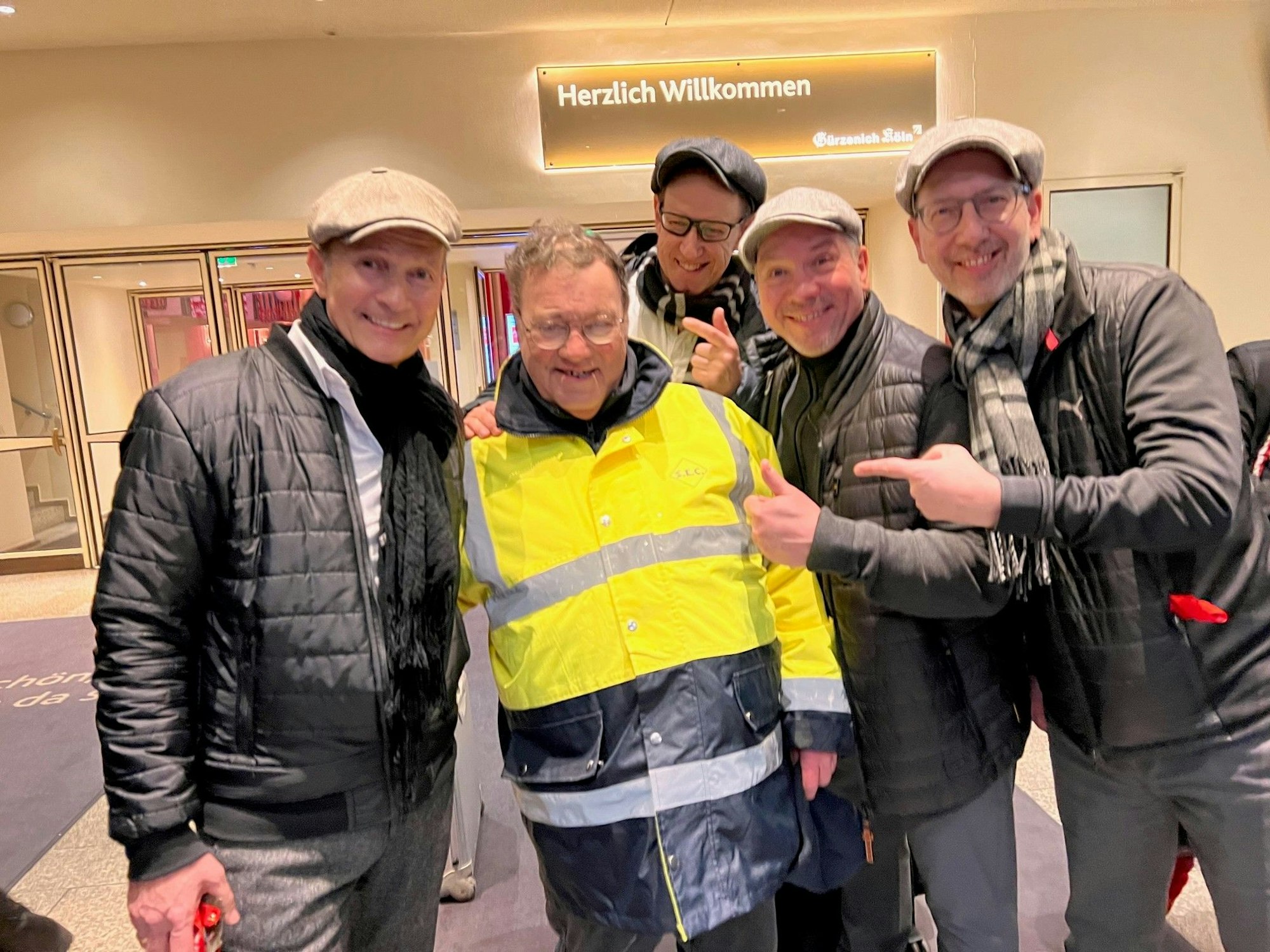 Viele Stars des Karnevals kennen Franz natürlich: So auch die Klüngelköpp.