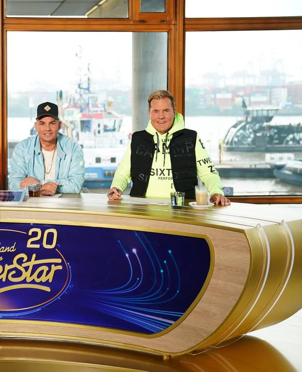 Dieter Bohlen (r., hier zu sehen mit Pietro Lombardi) feierte am Samstag (14. Januar) sein DSDS-Comeback.