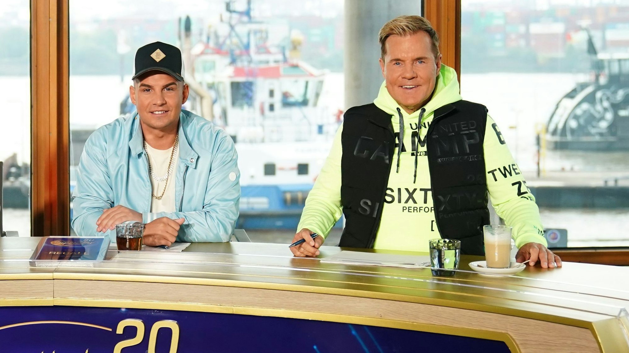 Dieter Bohlen (r., hier zu sehen mit Pietro Lombardi) feierte am Samstag (14. Januar) sein DSDS-Comeback.